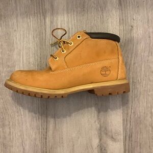 Timberlands size 7.5 women’s